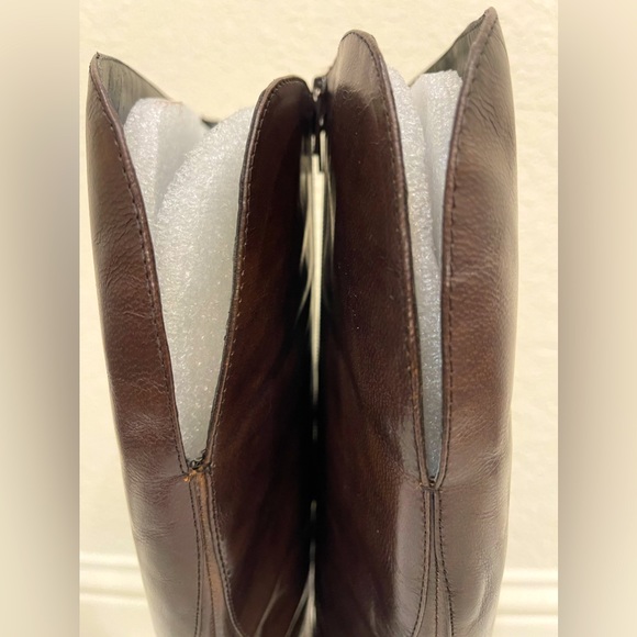 EUC Nine West Leather Boots - Picture 5 of 10